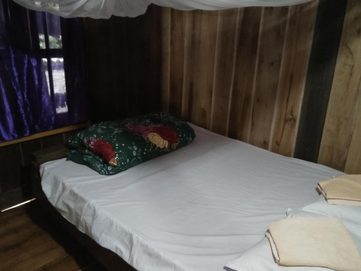 Tran Xuan Homestay Ba Be Village Zimmer foto