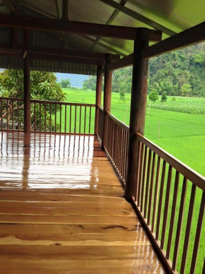 Tran Xuan Homestay Ba Be Village Exterior foto