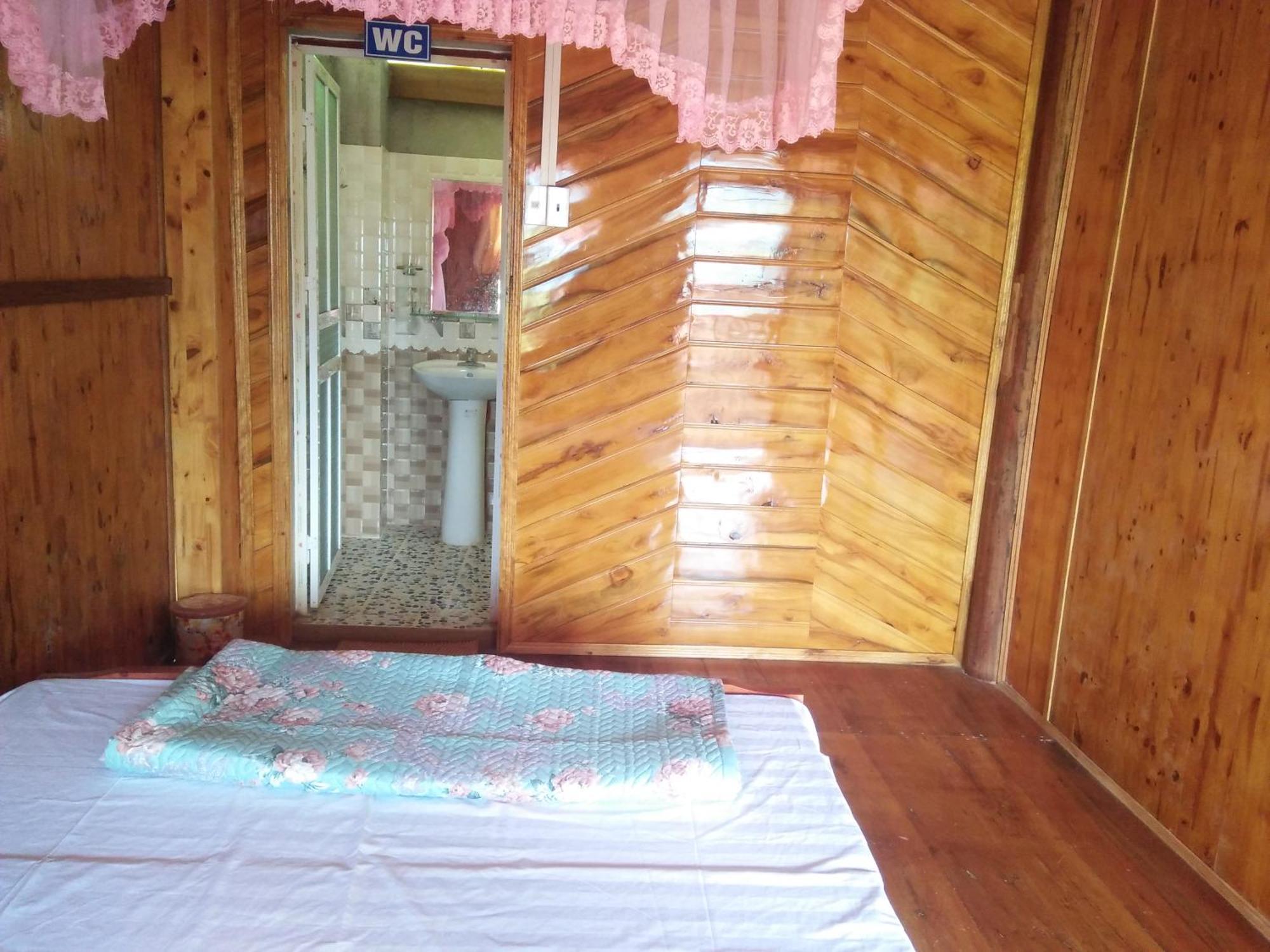 Tran Xuan Homestay Ba Be Village Zimmer foto